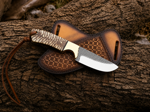 Couteau Skinner en acier Damas avec manche en résine de cône de pin et étui en cuir, couteau à lame fixe personnalisé pour le camping en plein air - Product Image 4