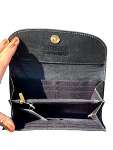 Pochette en cuir de vachette de qualité supérieure, fabriquée à la main en Inde, accessoire élégant pour femmes - Product Image 3