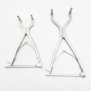 Distracteur à forceps de Kirschner, instrument chirurgical manuel certifié CE Classe I pour opération de la articulation du genou - Product Image 1