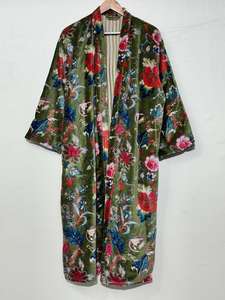 Robe kimono en velours vert, peignoir de mariée, robe de demoiselle d'honneur, peignoir d'hiver - Product Image 4