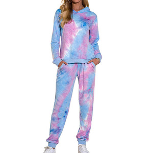 Conjunto de Sudadera con Capucha y Pantalones Deportivos de Felpa Tie Dye de 2 Piezas para Mujer, Corte Holgado Informal para Todas las Temporadas - Product Image 1