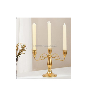 Pièce maîtresse de candélabre en métal finition antique artisanale pour la décoration de dîner de luxe et de scène d'événement de mariage - Product Image 6