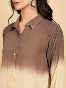 เสื้อเชิ้ตทำงานผู้หญิงพรีเมียม สไตล์มืออาชีพ ทรงเข้ารูป ใส่ได้ทั้งลำลองและงานปาร์ตี้ ราคาพิเศษสุดคุ้ม - Product Image 4