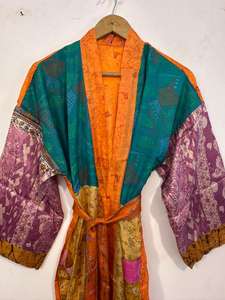 Bata Kimono de Seda con Parches, Ligera y Colorida, Cárdigan de Seda con Estampado Floral Bohemio, Bata de Baño para Mujer - Product Image 3