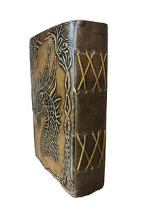 Nouveau carnet à couverture rigide A5 en cuir gaufré dragon, cousu main, avec papier à bords festonnés, écologique et moderne, vente en gros New Era - Product Image 3