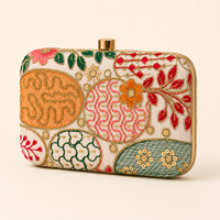 Pochette de soirée élégante pour femme en polyester brodé de perles et de sequins floraux, style bohème, avec doublure légère en satin