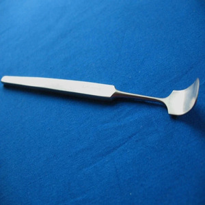 Ensemble de rétracteurs Helveston de Jamso Industries, 5 pièces, lame concave de 11 mm de large, rétracteur chirurgical en acier inoxydable - Product Image 1