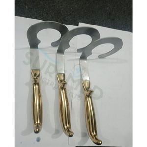 Circular Breast Retractor C Shaped Breast Augmentation Retractor Stainless Steel Reusable Surgical Plastic Surgery Tool - Product Image 1