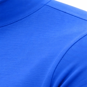 T-shirt en coton à col montant pour homme, coupe ajustée, col haut, décontracté, service OEM personnalisé, tissu léger et durable. - Product Image 6