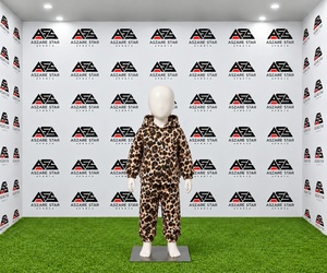 Ensemble deux pièces pour enfants, sweat-shirt à capuche et pantalon de jogging imprimé léopard, qualité supérieure, personnalisable, streetwear pour enfants - Product Image 1