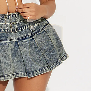 Jeans pour femmes à taille haute, larges et élégants, confortables et multifonctionnels, en denim premium, directement du fabricant, avec un design épuré - Product Image 3