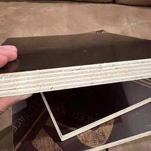 Contrachapado con revestimiento de película fenólica de alta calidad - Contrachapado con revestimiento de película fenólica de Vietnam - Reutilizable para construcción y muebles - Product Image 1