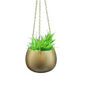 Maceta Colgante Minimalista de Metal con Diseño Circular para Suculentas, para Uso en Interiores y Exteriores - Product Image 5