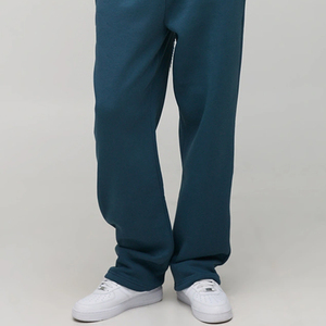 Chándal extragrande para hombre con bolsillos laterales y capucha para un ajuste cómodo y relajado en invierno, con capucha ajustable para pedidos al por mayor - Product Image 3