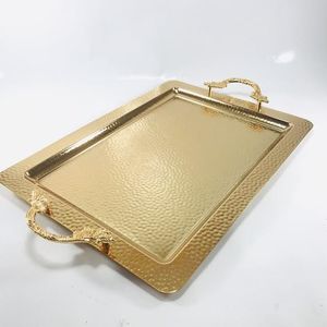Bandeja rectangular de metal perforado dorado con asas, bandeja decorativa para servir, bandejas elegantes para servir - Product Image 3