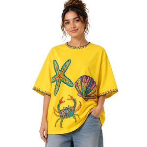 เสื้อยืดโอเวอร์ไซส์สีเหลืองลายกราฟิกผู้หญิง พิมพ์ลายมหาสมุทรสีสันสดใส เสื้อผ้าลำลองสไตล์สตรีทแวร์ ผ้าฝ้าย ใส่สบายสำหรับฤดูร้อน ทรงหลวม รับผลิตตามแบบ OEM ODM ขายส่ง - Product Image 1