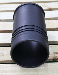 กระบอกสูบเครื่องยนต์ดีเซลอุตสาหกรรม 6D125 ของแท้เบอร์ 6150-21-2221 - Product Image 1