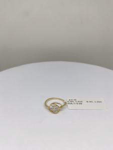 Anillos de Cóctel Elegantes de Oro Rosa con Diamantes para Mujer, Diseño Moderno y Elegante - Product Image 3