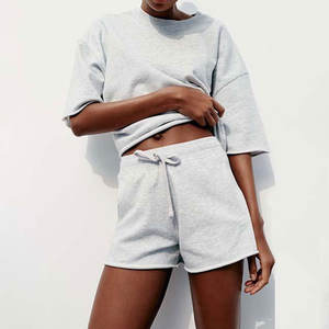 Camiseta Corta de Algodón y Elastano de Alta Calidad para Mujer, Cuello Casual, Corte Ajustado, Diseño Personalizado con Estampado, Parches Bordados de Verano, Talla XL - Product Image 4