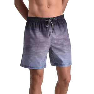 Shorts de bain pour hommes à séchage rapide, dégradé, légers, pour la plage, en polyester, avec taille élastique et cordon de serrage - Product Image 4