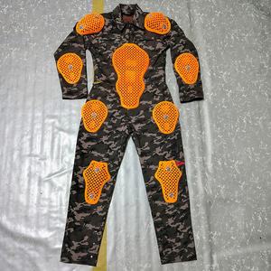 ชุดสูทหนึ่งชิ้นสำหรับมอเตอร์ไซค์เสื้อสูทแฟชั่นแบบระบายอากาศได้ดีลายพรางทำจากผ้าฝ้ายสีแดง - Product Image 5