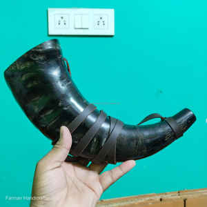 Cuerno de Búfalo Real Hecho a Mano con Cordón de Cuero, Instrumento Musical Tradicional a Precio Económico - Product Image 3