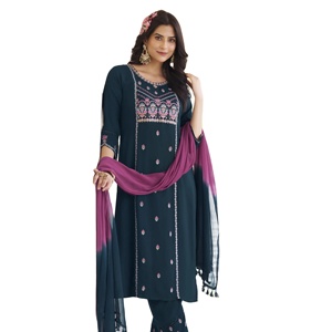 คอลเลกชันใหม่ของเรยอนระดับพรีเมียมพร้อมด้ายและงานฝีมือชุด Kurtis สําหรับผู้หญิงขายออนไลน์ - Product Image 2