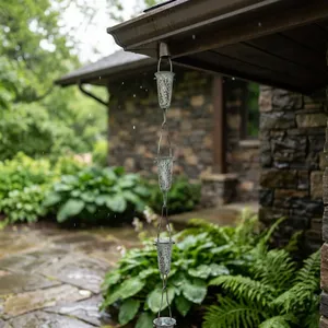 Chaîne de pluie en acier galvanisé style simple, décoration de jardin extérieur, décoration suspendue pour le flux d'eau, motif feuille patine verte - Product Image 5