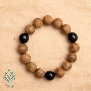Bracelet tendance en bois d'agar naturel unisexe AL-SB-0008-12 avec 14 perles de bois d'agar et 3 perles de corail pour la méditation - Product Image 2