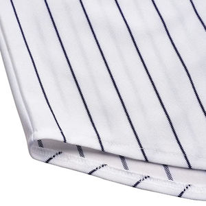 เสื้อเบสบอลและซอฟต์บอลแบบสปอร์ตสีแดงสำหรับทุกเพศ ออกแบบตามสั่ง OEM ทรงพอดีตัว ระบายอากาศได้ดี สำหรับผู้ชายและผู้หญิง - Product Image 4