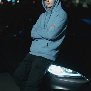 Casual Fashion Oversized Hoodie With Kangaroo Pocket Premium Cotton <b>Pullover</b> Streetwear Fashion Clothing <b>Men</b> Oversized Hoodie - Product Image 3