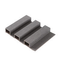 Panneaux muraux intérieurs en WPC rainurés imperméables, design personnalisé, texture composite décorative pour usage domestique et commercial