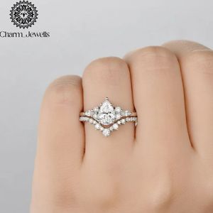 Bague de fiançailles classique pour femme en argent plaqué or rose avec moissanite taille coussin, sertie de griffes, certifiée IGI 3, de Charm Jewells - Product Image 6