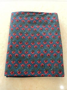 Tela de Algodón Estampada a Mano con Diseño Floral Azul y Rosa, Estilo Buta Jaipur Sanganeri, Material para Vestidos, Textil para Prendas de Vestir, Venta al Por Mayor - Product Image 2