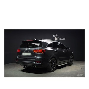 Kia Sorento 2019 con Motor 2.0 Turbo 4WD, 78,882 km, Volante a la Izquierda, Caja de Cambios Automática, Estándar de Emisiones Euro V, Asientos de Cuero - Product Image 2