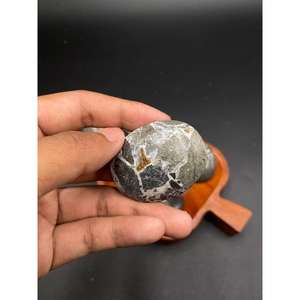 Piedra Natural de Mamba Negra Pulida, Cristal Curativo para Venta al por Mayor y Colección - Product Image 3