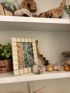Cadre photo de luxe fait main en os incrusté, mosaïque d'os blanc avec accents dorés, cadre décoratif de table personnalisé pour la maison - Product Image 5