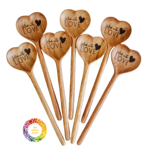Cuillère en bois plaqué or en forme de cœur avec finition miroir, cadeau personnalisé pour elle, souvenir de mariage ou de fête prénuptiale - Product Image 3