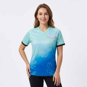 Camiseta de Fútbol Sublimada Unisex con Cuello Redondo, Estampado de Caballo en Degradado Azul, Absorbente de Humedad, Manga Corta, Personalizable y Ecológica - Product Image 5