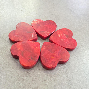 Coral Rojo Natural en Forma de Corazón, Cabujón con Base Plana, Gema Calibrada, Certificada por Terceros, Origen Rajasthan, para Joyería - Product Image 4