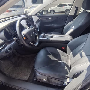 Voiture électrique familiale compacte noire d'occasion 4x4, véhicule à énergie nouvelle, voiture à batterie pour adultes - Product Image 2