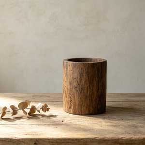 Porte-instruments d'écriture en bois fait main pour bureaux et tables à domicile - Product Image 1