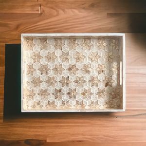 Bandeja de servir de nácar superior con diseño de incrustaciones de concha premium para decoración del hogar y una experiencia culinaria de lujo - Product Image 1