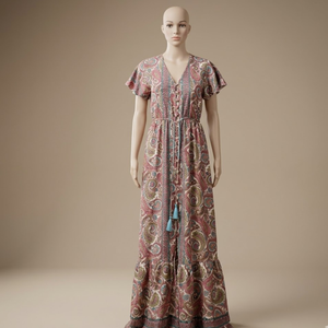 Robe longue bohème pour femme à col en V, imprimé cachemire, avec manches courtes à pompons, coupe ample et fluide, idéale pour la plage, les vacances et les stations balnéaires - Product Image 1