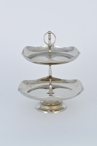<b>Brass</b> <b>Lantern</b> Candle Holder With Intricate Cutout Design For Home Decoration - Product Image 2