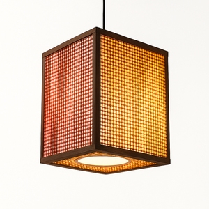 Lampe suspendue rectangulaire en bambou, éco-responsable, minimaliste, décoration d'intérieur, éclairage fait main, diffusion douce et chaude, naturelle - Product Image 2