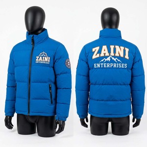 เสื้อแจ็คเก็ตพัฟเฟอร์ลำลองสำหรับผู้ชาย ZAINI ZE-002 รุ่นพรีเมียม 220 GSM ผ้าโพลีเอสเตอร์พองจี สีเขียวเข้มลายพราง แบบมีฮู้ด กันน้ำ - Product Image 6