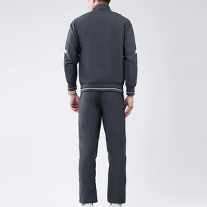 Ensemble de jogging streetwear personnalisable de haute qualité, léger, uni, confortable et élégant pour homme, idéal pour l'hiver - Product Image 4