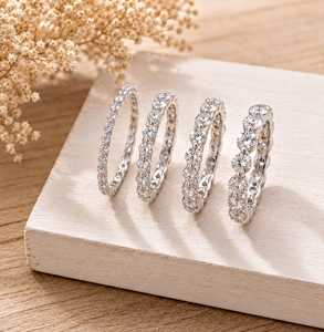 Bague empilable en or massif 10k 14k 18k avec diamants de laboratoire taille ronde couleur E clarté VS certifiés IGI - Product Image 4