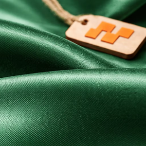 Cinta de Raso de Doble Cara de 25 mm, Lisa y Brillante, 100% Poliéster, Resistente al Encogimiento, Decorativa para Prendas, Envoltura de Regalos y Manualidades - Product Image 1